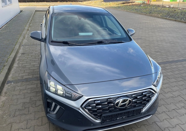 Hyundai IONIQ cena 75700 przebieg: 49000, rok produkcji 2020 z Września małe 781